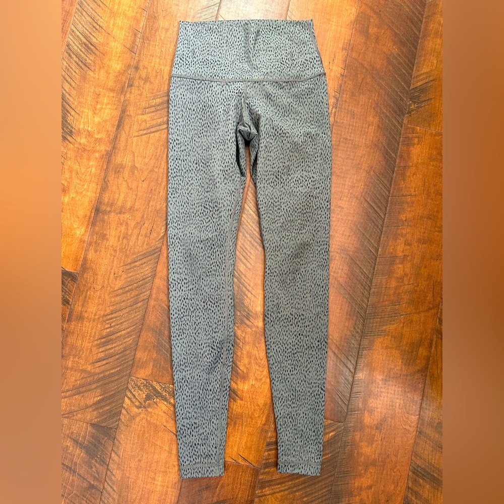 Lululemon athletica grey animal print leggings